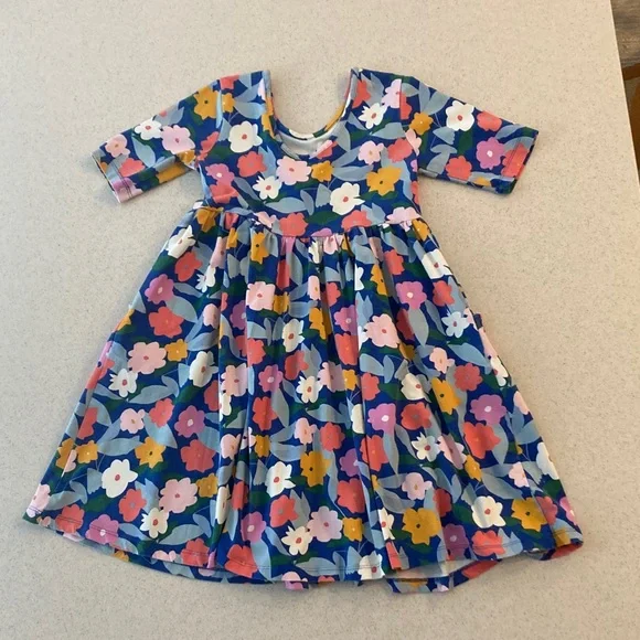 Hanna Andersson Skater Dress w/Pockets - Multicolor Floral - Size 130 - US Size - Picture 3 of 5